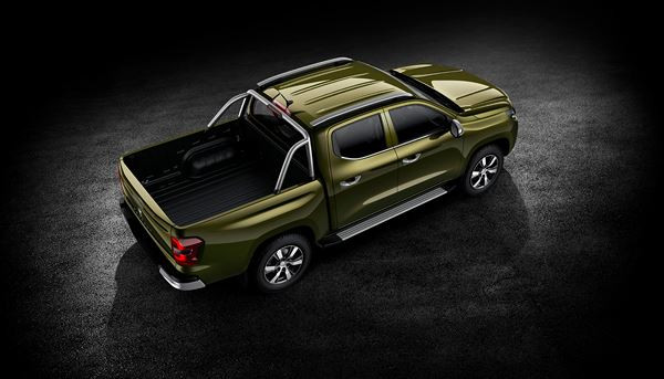 Le pick-up Peugeot Landtrek entend devenir une référence internationale