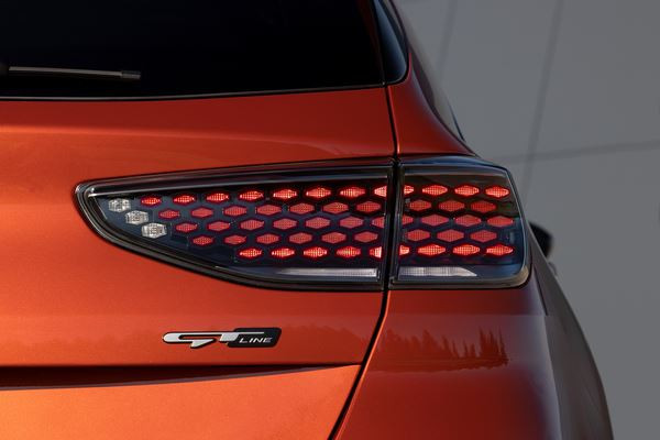La Kia Ceed fait peau neuve en termes de design extérieur