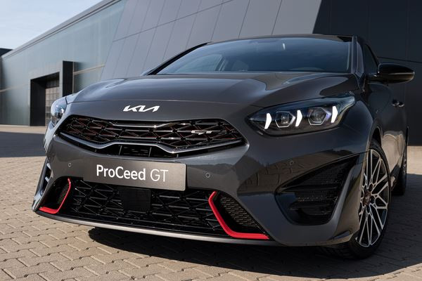 La Kia ProCeed restylée s’offre une nouvelle face avant