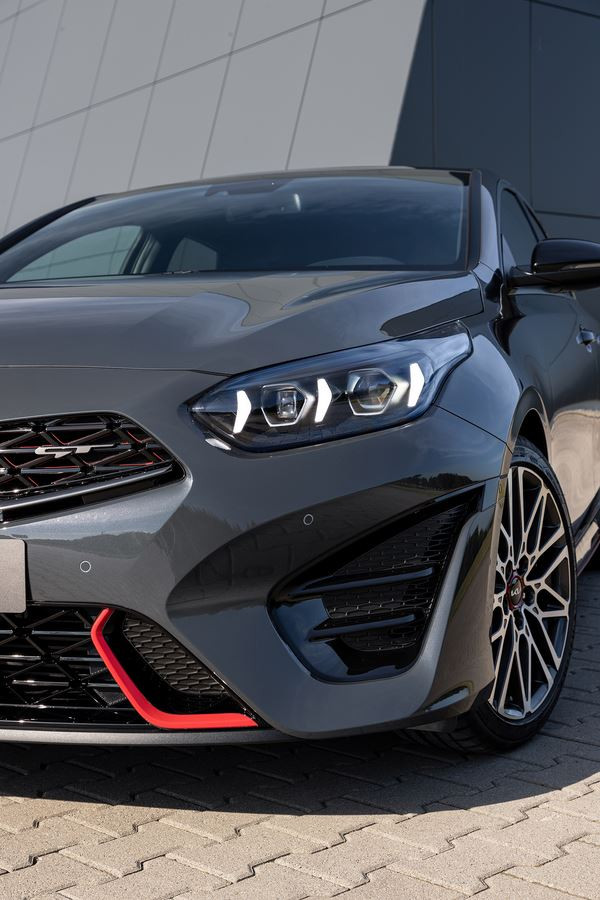 La Kia ProCeed restylée s’offre une nouvelle face avant