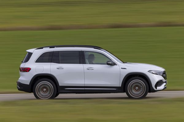 Mercedes EQB : un SUV électrique capable de transporter sept personnes