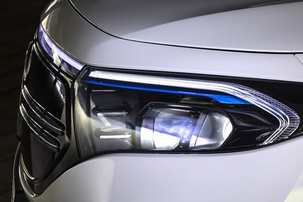 Mercedes EQB : un SUV électrique capable de transporter sept personnes