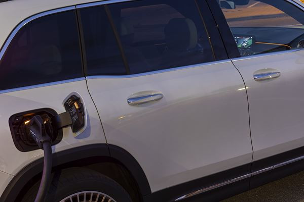 Mercedes EQB : un SUV électrique capable de transporter sept personnes