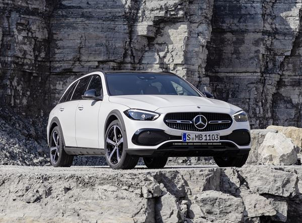 Le break Mercedes Classe C se décline en version All-Terrain