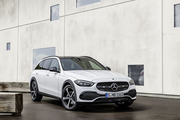 Le break Mercedes Classe C se décline en version All-Terrain