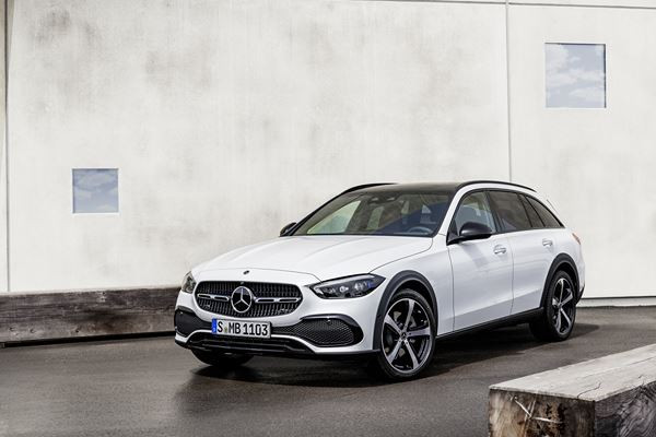 Le break Mercedes Classe C se décline en version All-Terrain