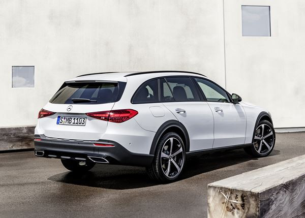 Le break Mercedes Classe C se décline en version All-Terrain