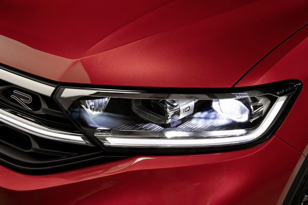 Le Volkswagen T-Roc Cabriolet bénéficie d’un design intérieur légèrement repensé