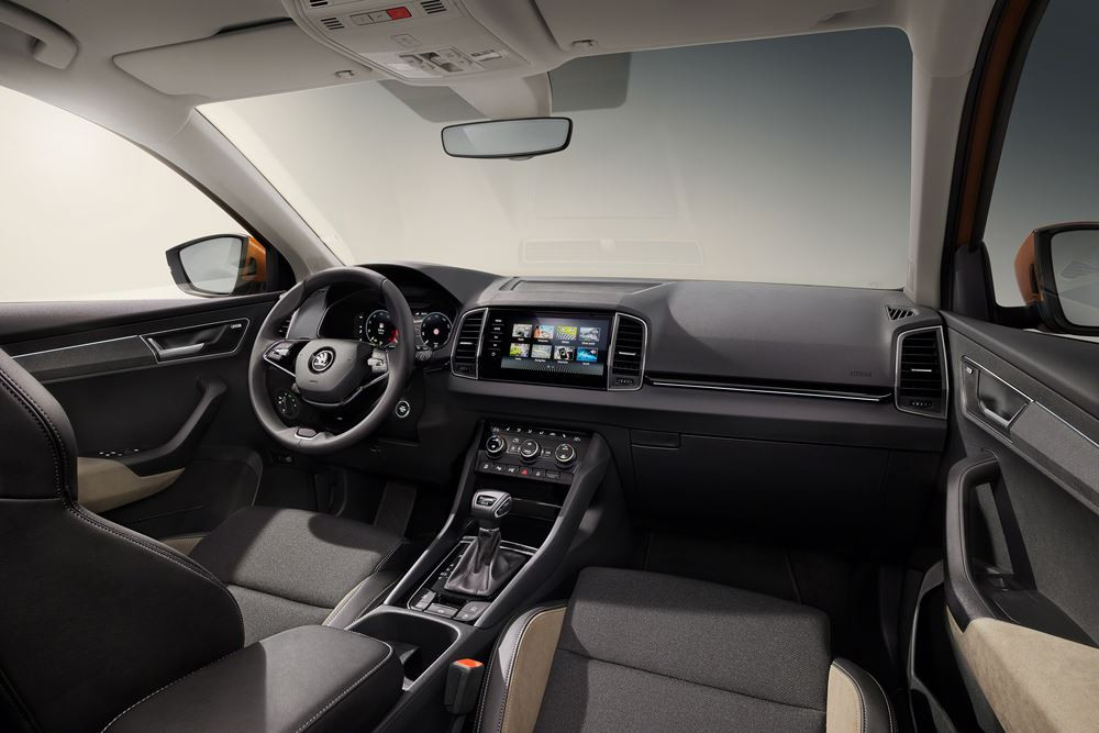 Le SUV compact Skoda Karoq adopte un langage stylistique plus raffiné