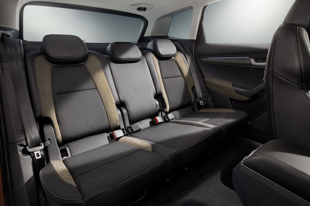 Le SUV compact Skoda Karoq adopte un langage stylistique plus raffiné
