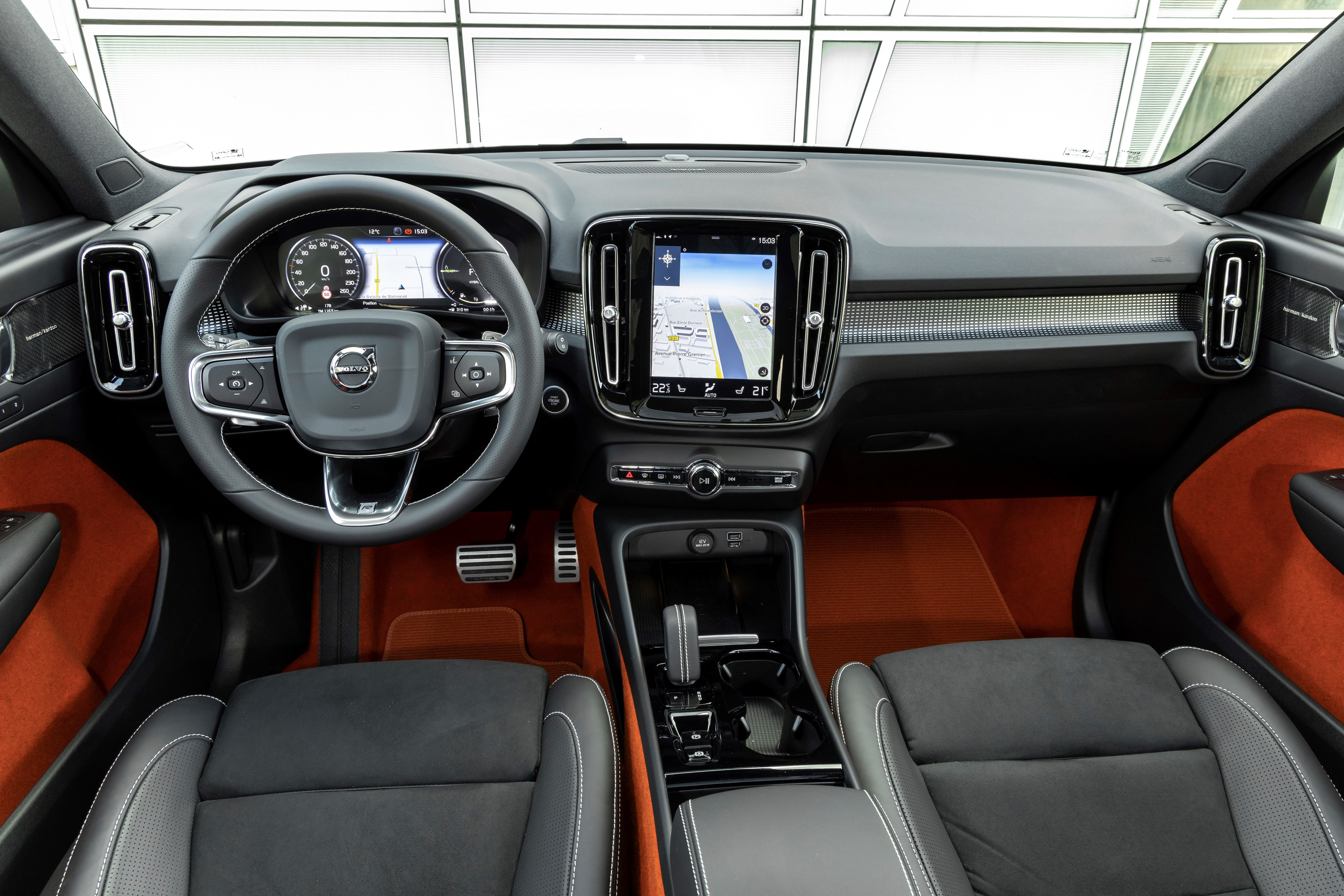 Le SUV compact Volvo XC40 s’offre quelques légères retouches de style
