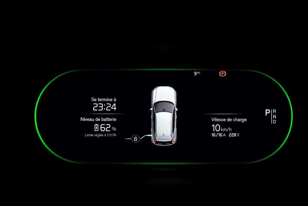 Le SUV compact électrique Volvo XC40 Recharge s’offre quelques retouches de style