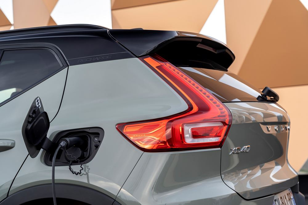 Le SUV compact électrique Volvo XC40 Recharge s’offre quelques retouches de style