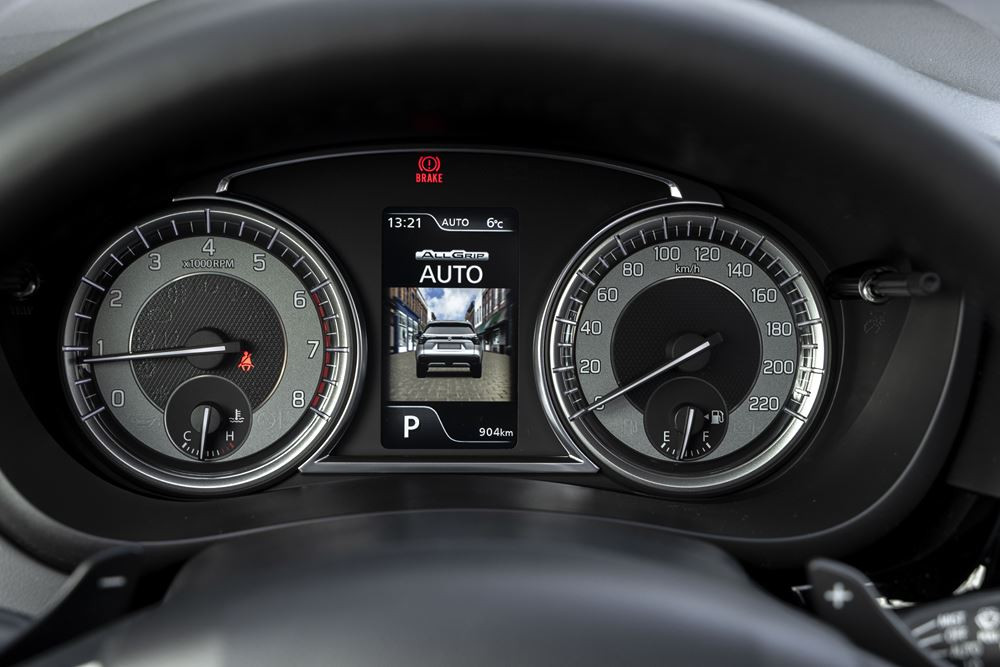 Le SUV compact Suzuki S Cross affiche une allure robuste