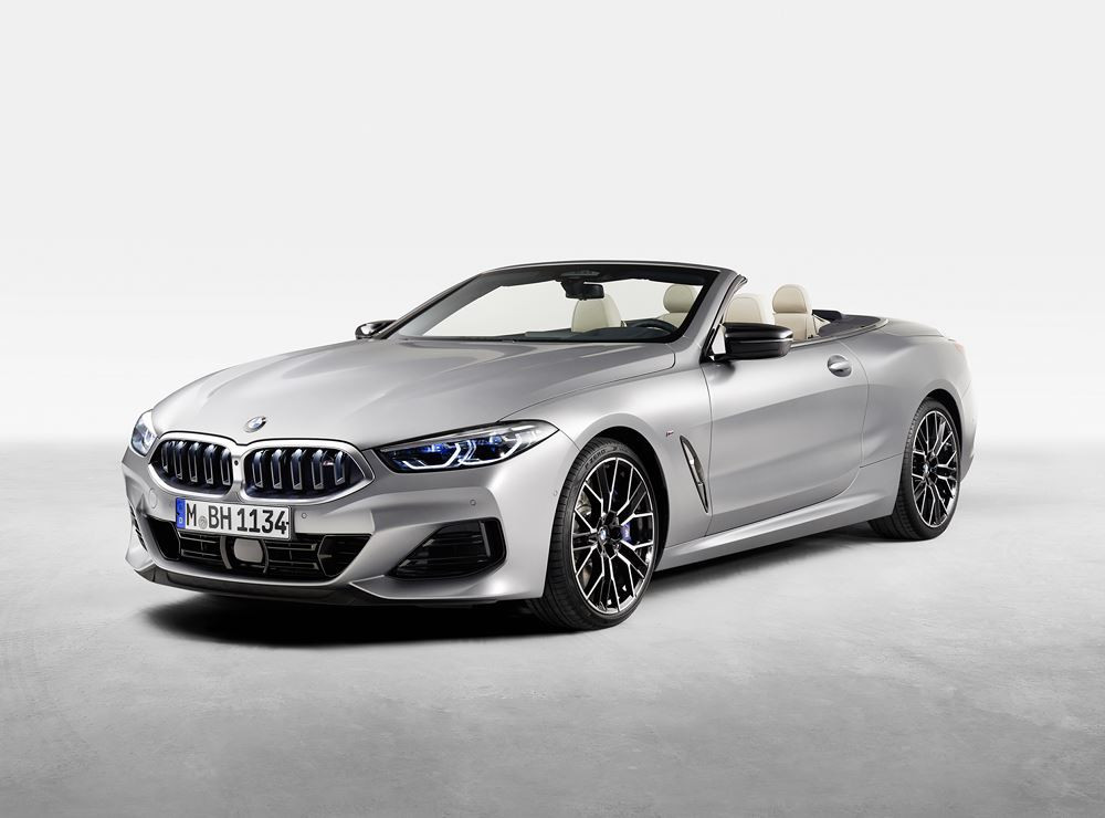 La BMW Série 8 Cabriolet s’offre des modifications de design à l'extérieur
