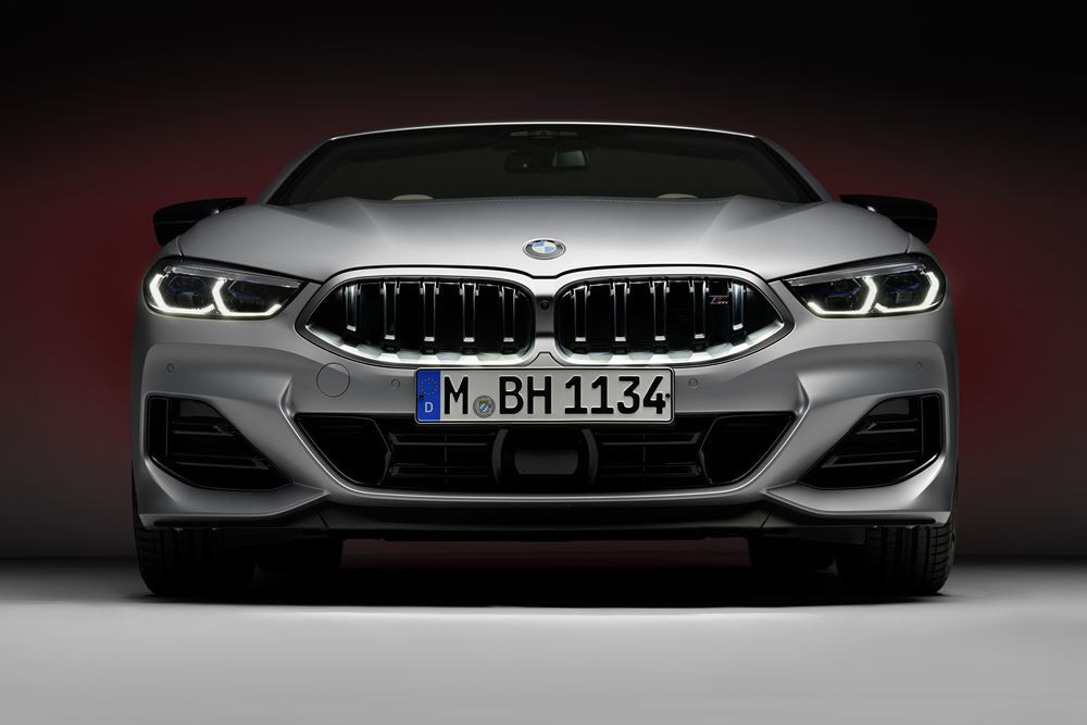 La BMW Série 8 Cabriolet s’offre des modifications de design à l'extérieur