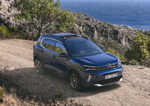 Le SUV Citroën C5 Aircross adopte un style plus statutaire