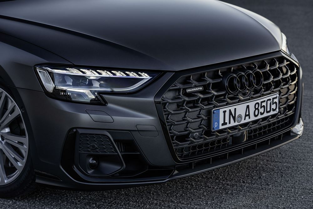 La grande berline de luxe Audi A8 embarque des technologies de pointe