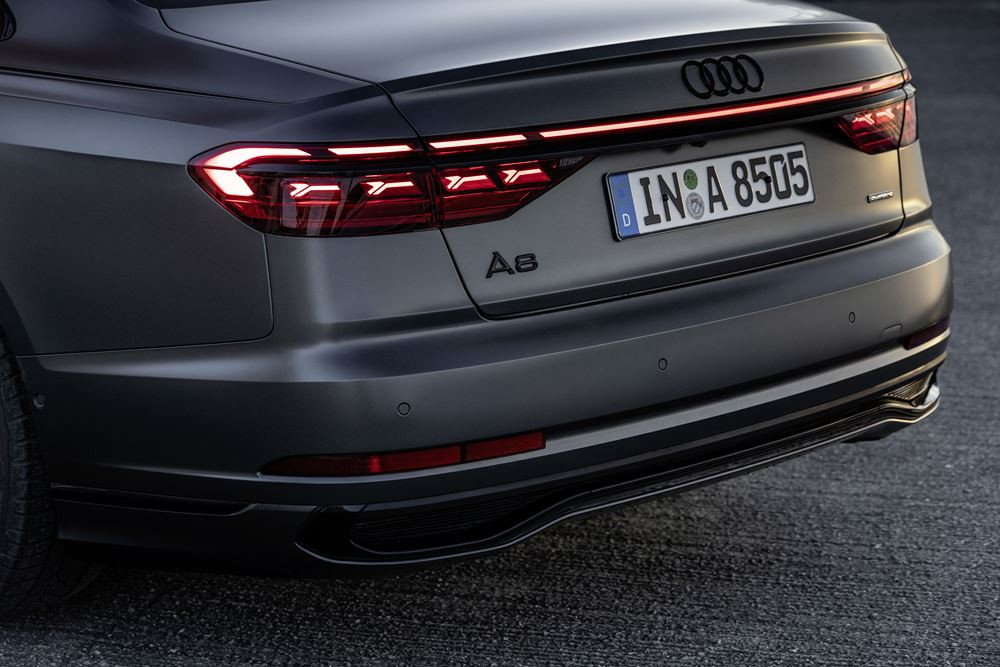 La grande berline de luxe Audi A8 embarque des technologies de pointe