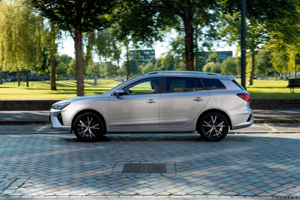 Le break électrique de taille intermédiaire MG5 offre une autonomie de 400 km