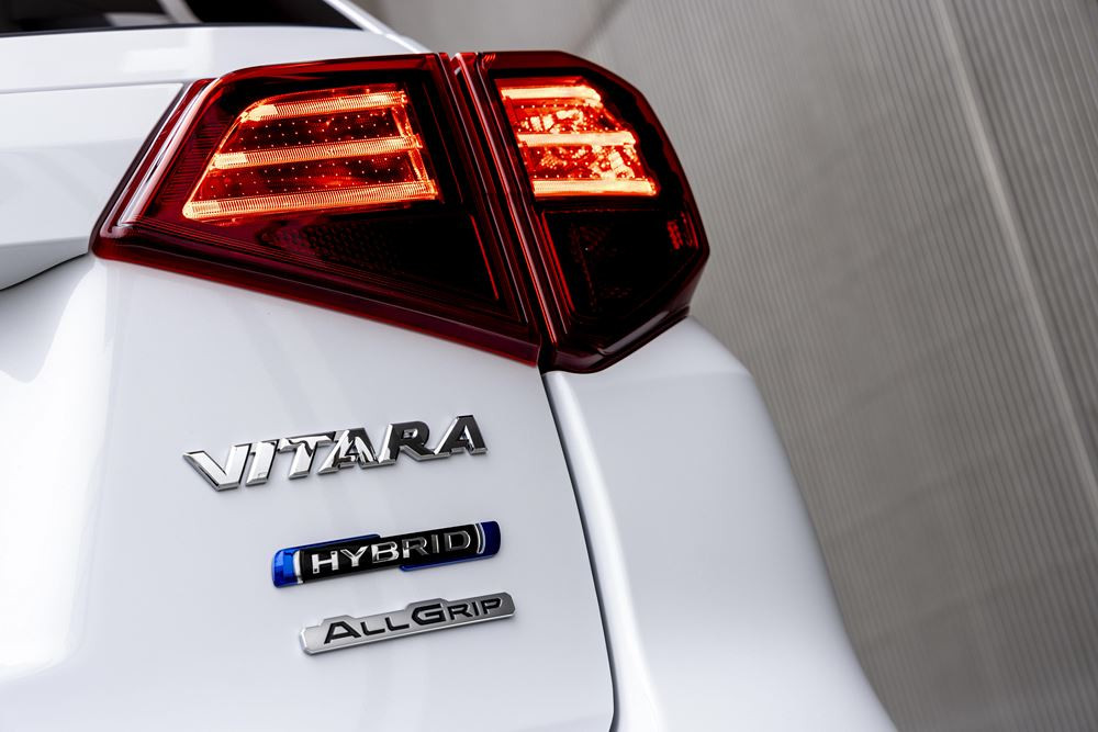 Le Suzuki Vitara hybride auto-rechargeable en approche