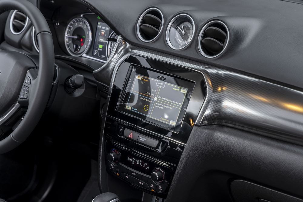 Le Suzuki Vitara hybride auto-rechargeable en approche