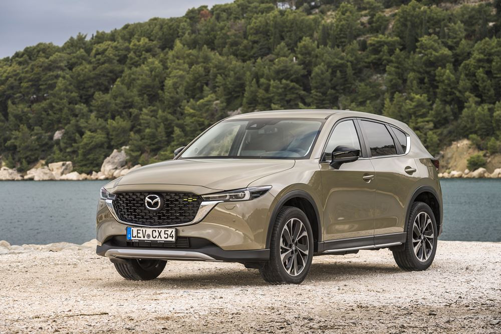Le SUV Mazda CX-5 optimisé monte en gamme