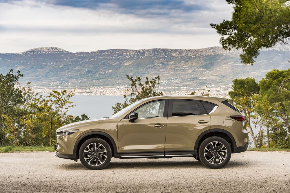 Le SUV Mazda CX-5 optimisé monte en gamme