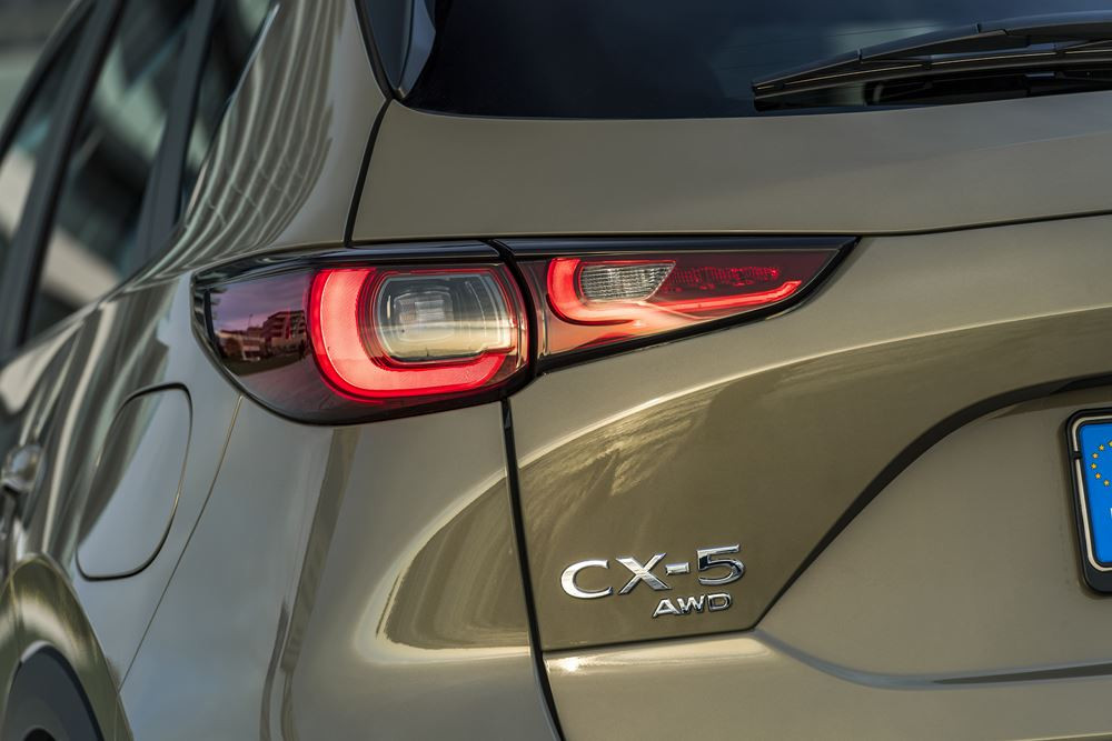 Le SUV Mazda CX-5 optimisé monte en gamme