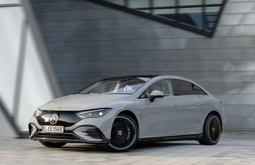 Mercedes EQE : une berline de luxe électrique dotée d’une autonomie de 567- 654 km