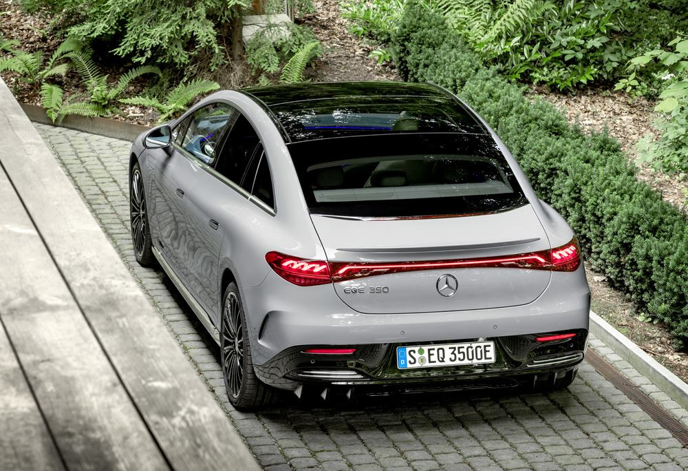 Mercedes EQE : une berline de luxe électrique dotée d’une autonomie de 567- 654 km