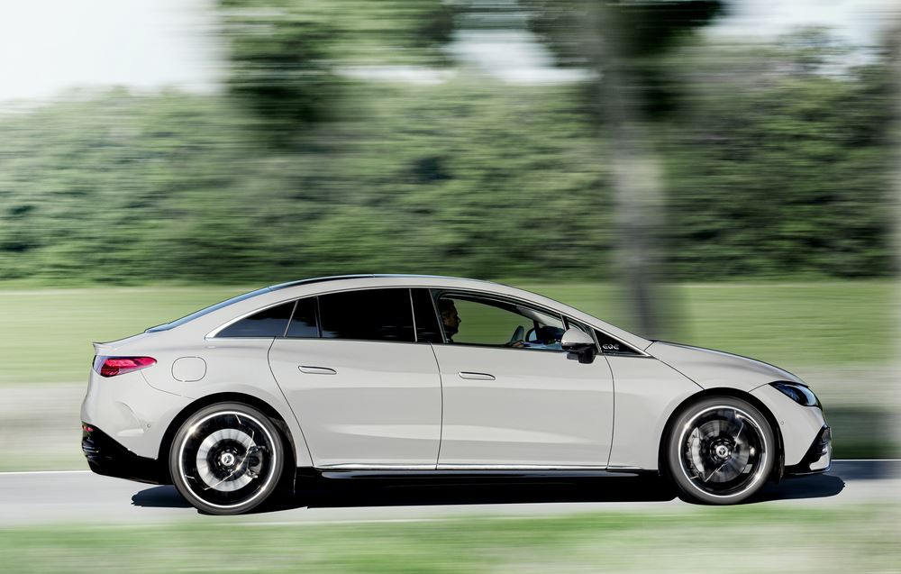 Mercedes EQE : une berline de luxe électrique dotée d’une autonomie de 567- 654 km