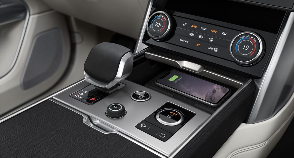 Le luxueux 4x4 Range Rover met le cap sur le raffinement