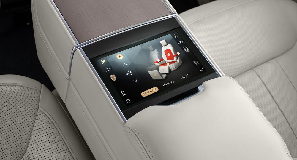 Le luxueux 4x4 Range Rover met le cap sur le raffinement
