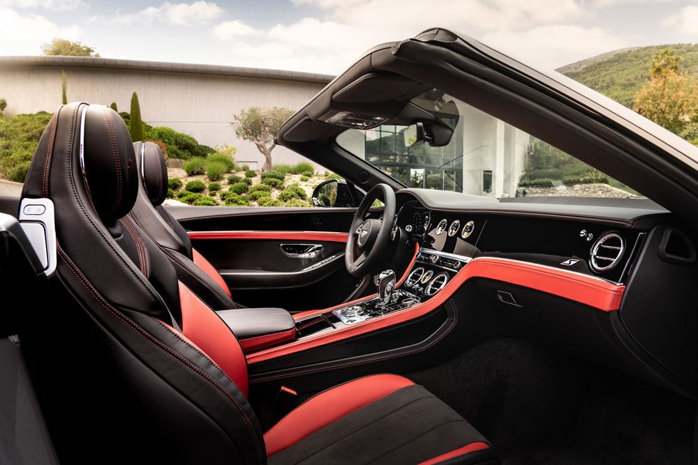 La Bentley Continental GT Convertible S est axée sur les performances de conduite