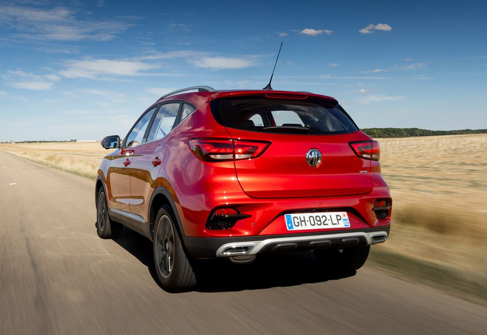 Le SUV urbain MG ZS à moteur thermique arrive dans une version accessible