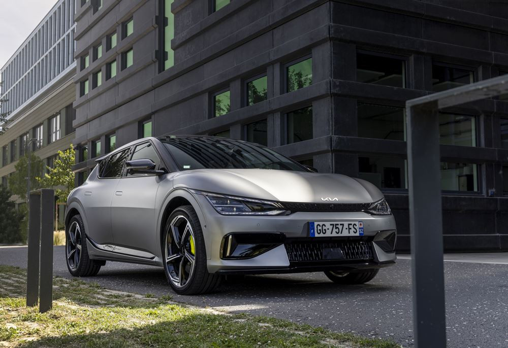 Kia EV6 GT : un crossover Grand Tourisme électrique hautes performances