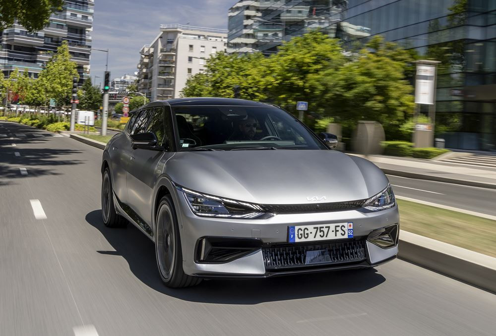 Kia EV6 GT : un crossover Grand Tourisme électrique hautes performances