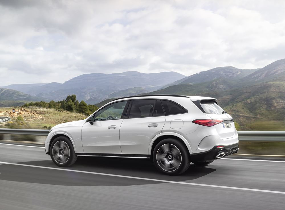 Le Mercedes-Benz GLC est à l'aise sur tous les terrains