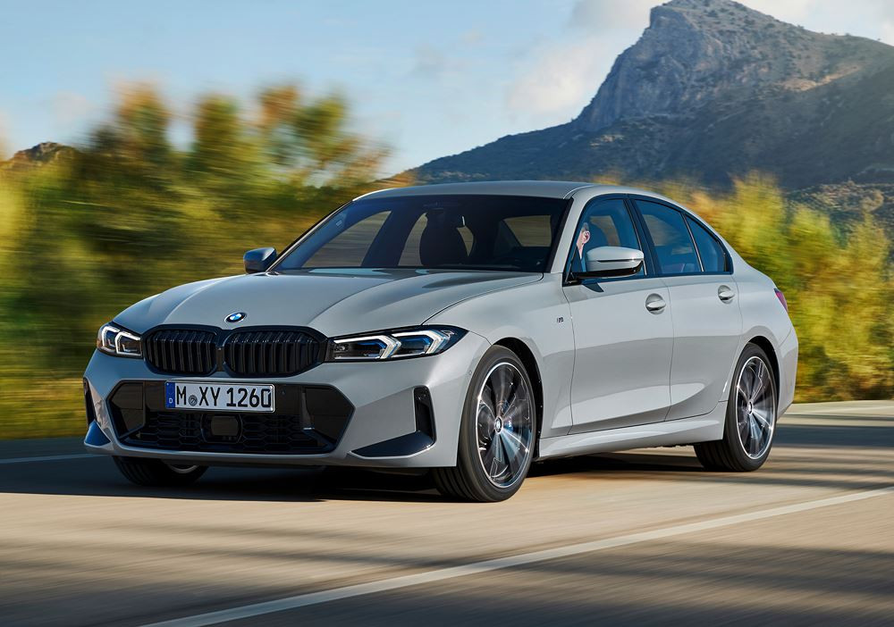 La BMW Série 3 Berline restylée se modernise dans la continuité de ses devancières