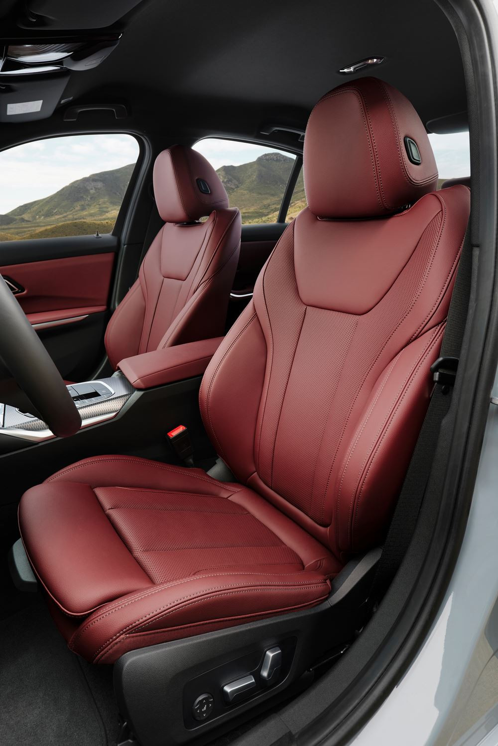 La BMW Série 3 Berline restylée se modernise dans la continuité de ses devancières