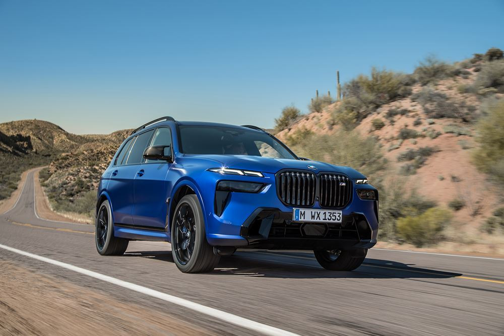 Le SAV de luxe BMW X7 affiche un design avant au caractère affirmé