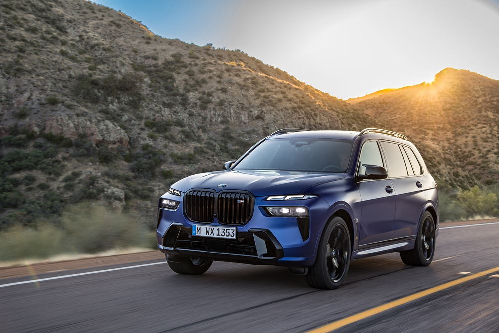 Le SAV de luxe BMW X7 affiche un design avant au caractère affirmé