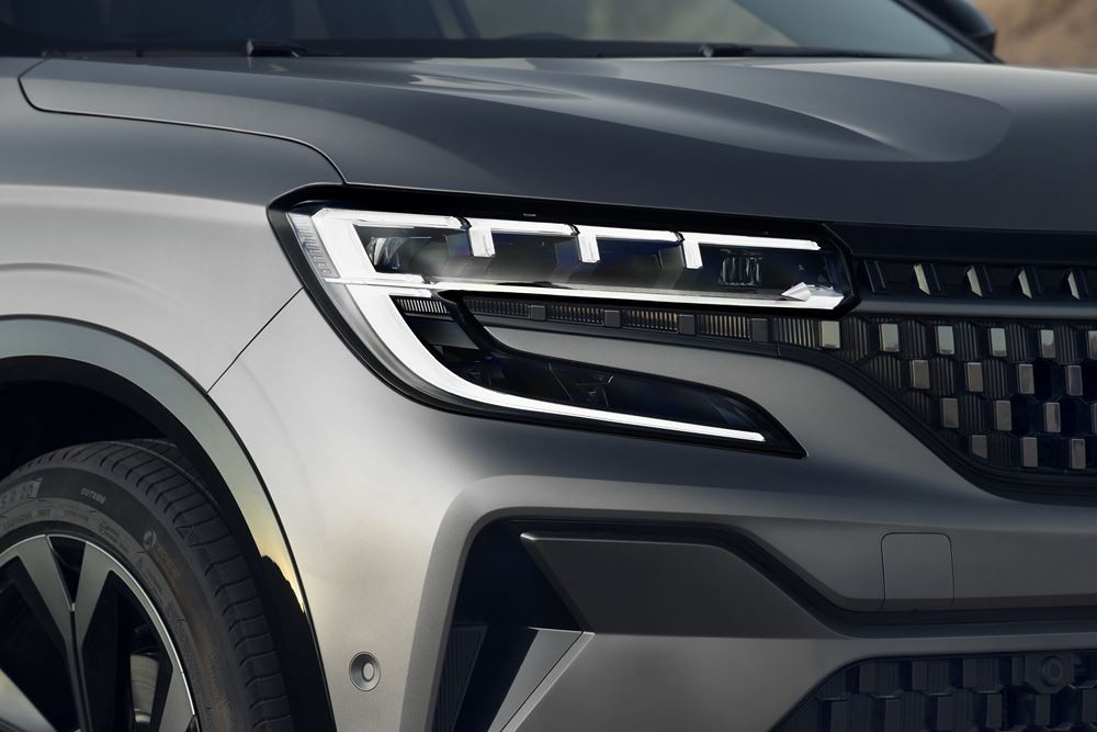 Le SUV compact Renault Austral en approche