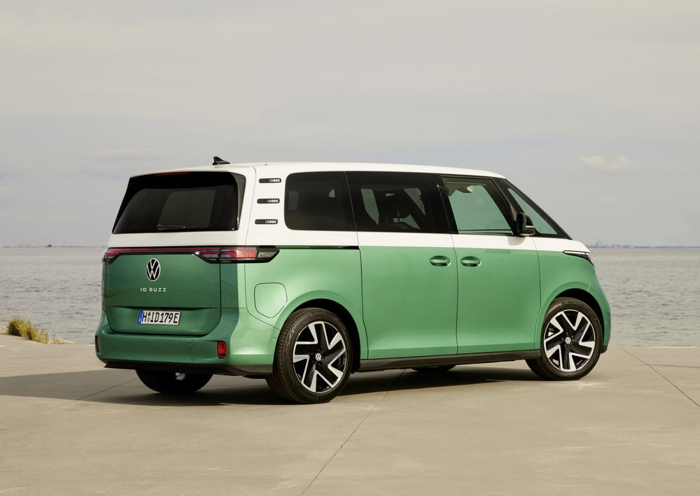 Le Volkswagen ID. Buzz électrique affiche des proportions uniques sans porte à faux avant