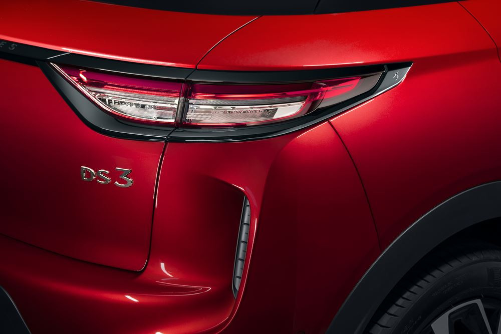 La DS 3 succède à la DS 3 Crossback avec une face avant plus dynamique