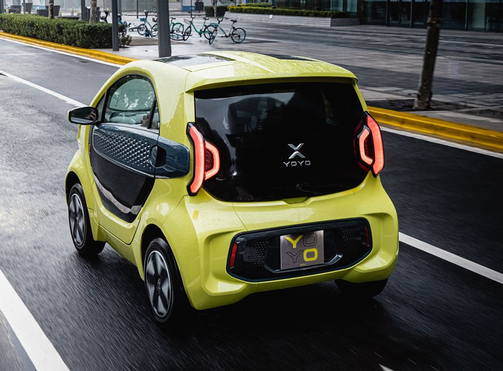 Xev Yoyo : un quadricycle électrique équipé de trois batteries d'une capacité totale de 10,3 kW
