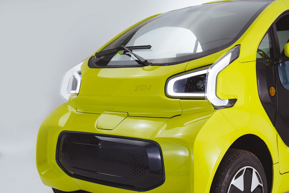Xev Yoyo : un quadricycle électrique équipé de trois batteries d'une capacité totale de 10,3 kW