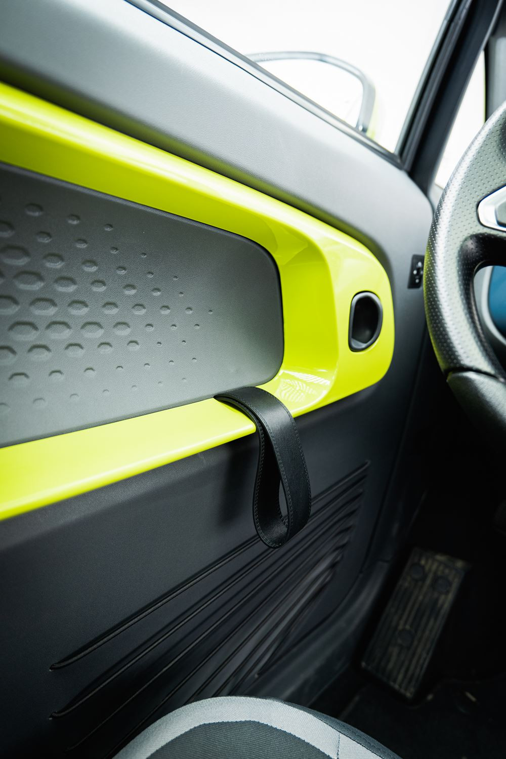 Xev Yoyo : un quadricycle électrique équipé de trois batteries d'une capacité totale de 10,3 kW