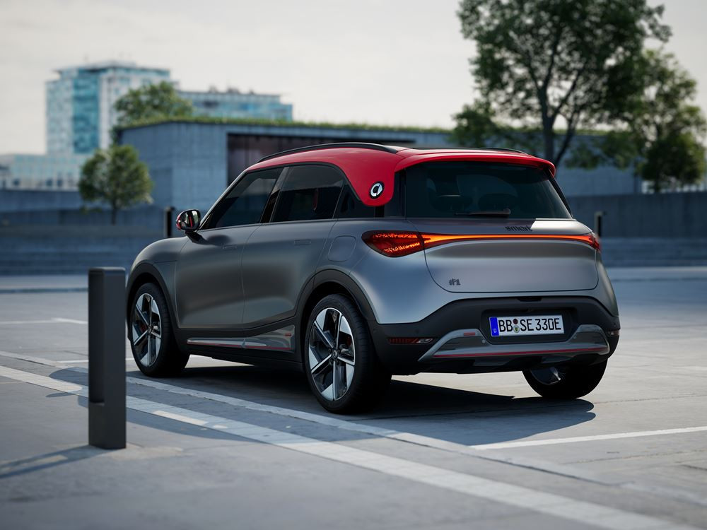Le SUV urbain cinq places électrique smart #1 Brabus développe 428 ch